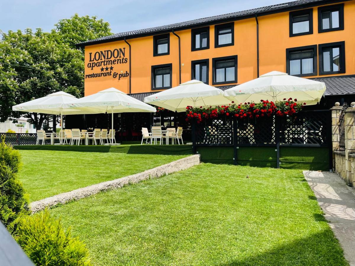London Apartments Васлуй Экстерьер фото